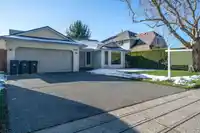 14286 20 AVENUE - thumbnail 2