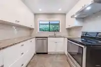 202 1521 BLACKWOOD STREET - thumbnail 4