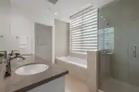 1101 14824 NORTH BLUFF ROAD - thumbnail 24