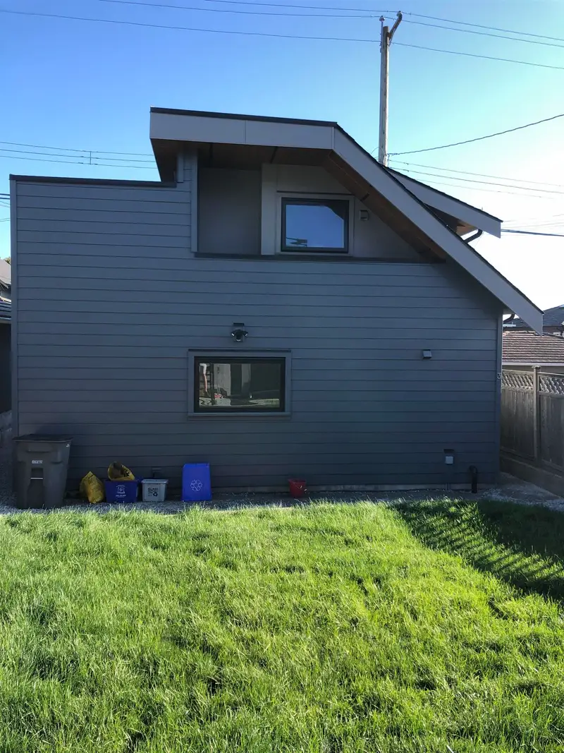 Listing - photo 3 of 20