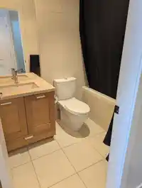 605 1473 JOHNSTON ROAD - thumbnail 6