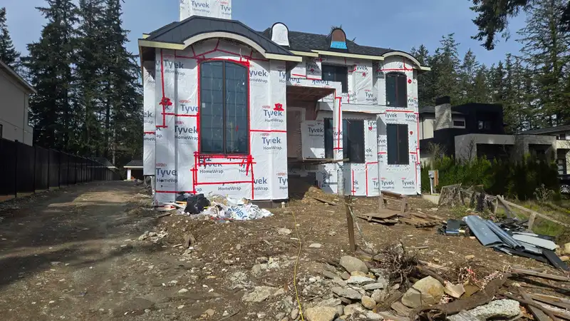 2543 141 STREET - photo 1 of 4
