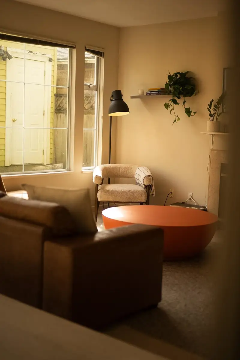 3110 W 3 AVENUE - photo 4 of 25