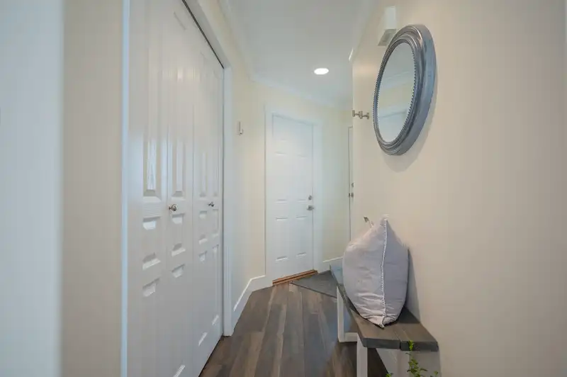 156 15550 26 AVENUE - photo 2 of 40