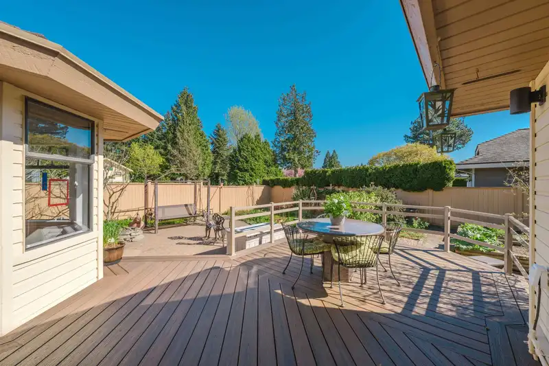 14994 20A AVENUE - photo 1 of 40