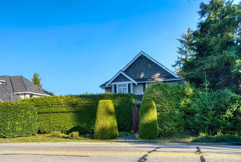 1930 140 STREET - photo 2 of 25