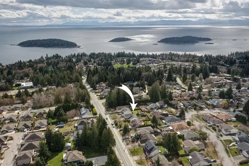 5621 NICKERSON ROAD - photo 1 of 25