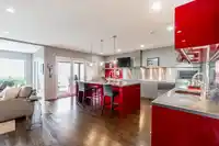 14976 BEACHVIEW AVENUE - thumbnail 15
