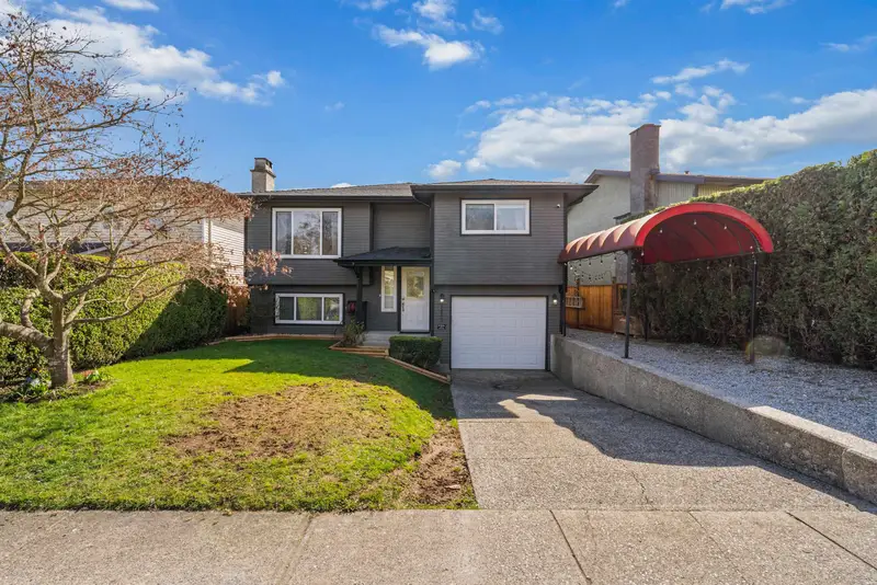 2610 WILDWOOD DRIVE - photo 1 of 25