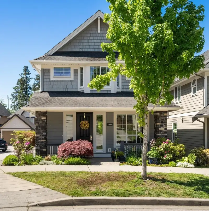 2853 160A STREET - photo 2 of 35