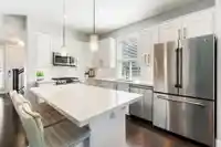 2853 160A STREET - thumbnail 11