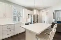 2853 160A STREET - thumbnail 8