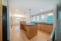 1949 134 STREET - thumbnail 11