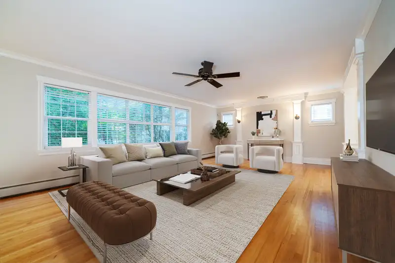 1949 134 STREET - photo 3 of 40