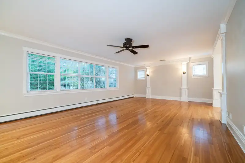 1949 134 STREET - photo 4 of 40