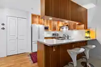 215 15392 16A AVENUE - thumbnail 5