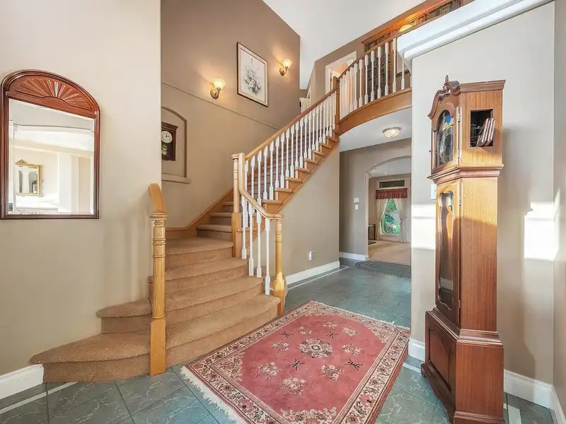 16181 10A AVENUE - photo 3 of 24