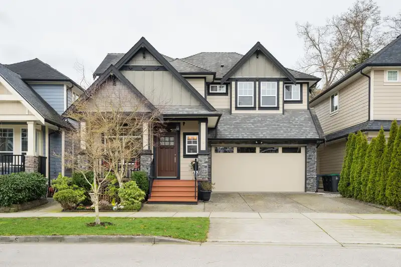 17170 3A AVENUE - photo 1 of 40