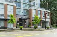 1106 15152 RUSSELL AVENUE - thumbnail 2