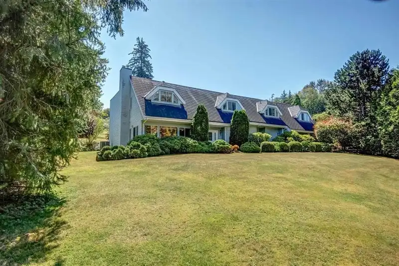 17264 31 AVENUE - photo 1 of 16