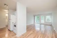 203 1850 E SOUTHMERE CRESCENT - thumbnail 7
