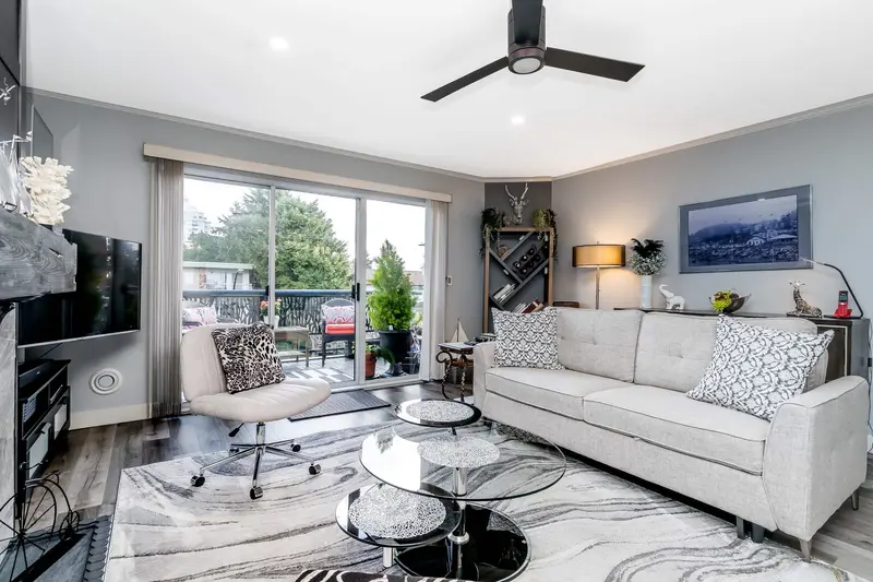 308 1441 BLACKWOOD STREET - photo 3 of 25