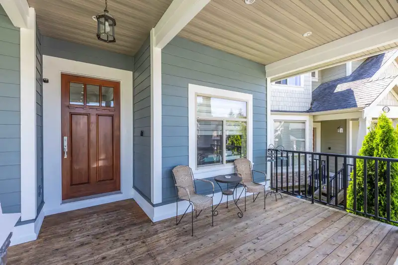 14726 32A AVENUE - photo 4 of 40