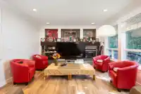9 3502 150A STREET - thumbnail 9