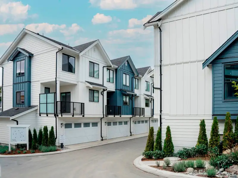 127 1833 165A STREET - photo 1 of 10