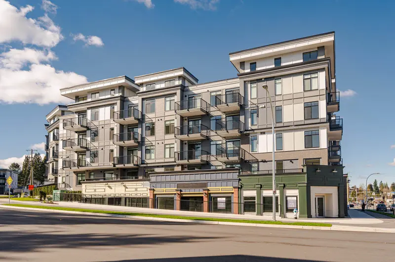 306 33820 SOUTH FRASER WAY - photo 2 of 25