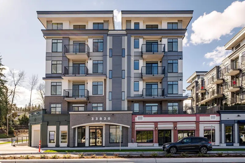 306 33820 SOUTH FRASER WAY - photo 3 of 25