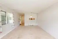 232 1840 160 STREET - thumbnail 9