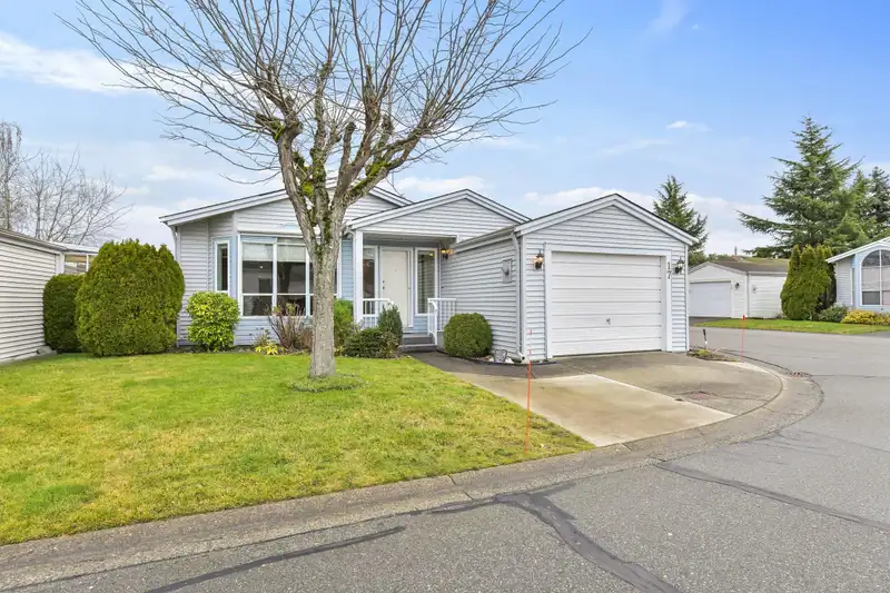 17 2345 CRANLEY DRIVE - photo 1 of 26