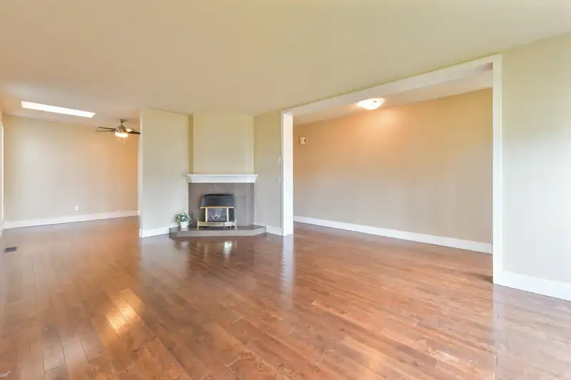 17 2345 CRANLEY DRIVE - photo 4 of 26
