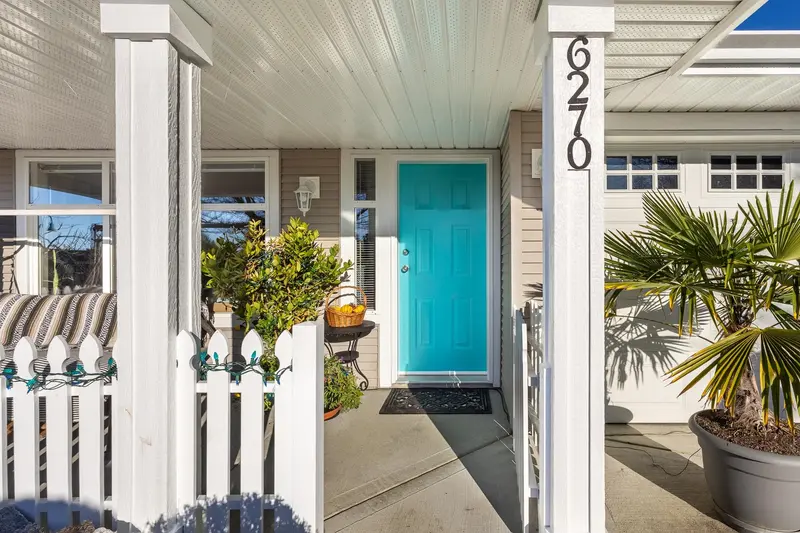 6270 HOMESTEAD AVENUE - photo 1 of 25