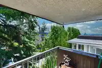 302 1330 MARTIN STREET - thumbnail 1