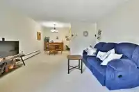 302 1330 MARTIN STREET - thumbnail 12