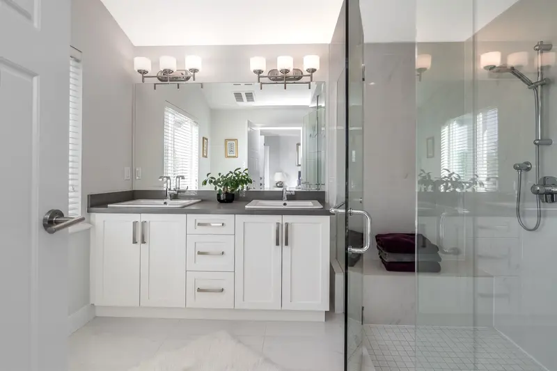 16772 23 AVENUE - photo 4 of 25