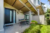 13 16589 25 AVENUE - thumbnail 4