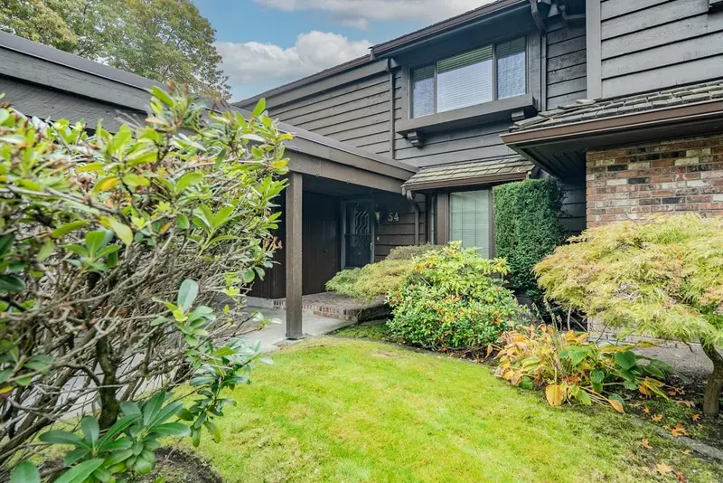 54 8111 SAUNDERS ROAD - photo 1 of 25