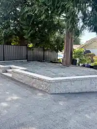 14343 17 AVENUE - thumbnail 3