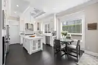 327 171A STREET - thumbnail 8