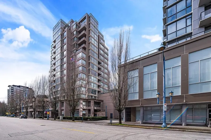 1503 6191 BUSWELL STREET - photo 3 of 25