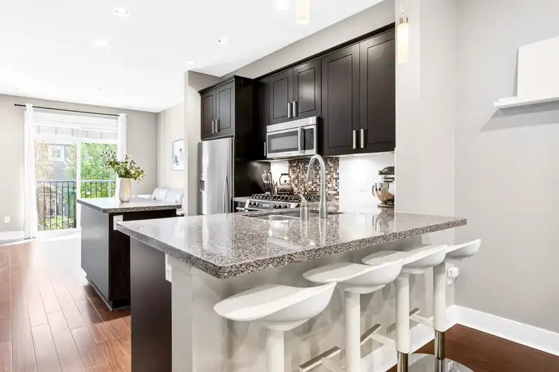 42 2689 PARKWAY DRIVE - photo 2 of 31