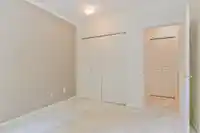 104 1745 MARTIN DRIVE - thumbnail 15