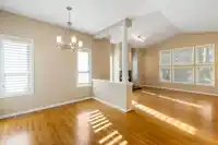 1 13911 16 AVENUE - thumbnail 4