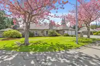 13672 19 AVENUE - thumbnail 1