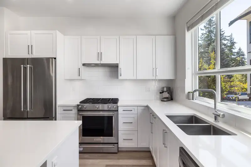 22 16760 25 AVENUE - photo 4 of 29