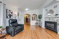 18 2120 KING GEORGE BOULEVARD - thumbnail 4