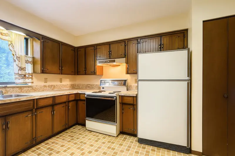 33295 CENTURY COURT - photo 2 of 21